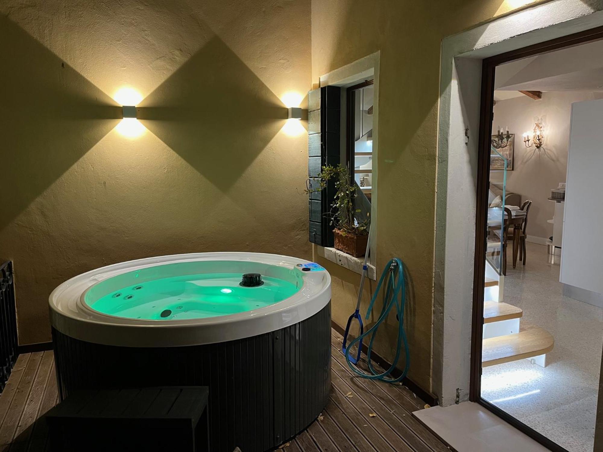 Casa Virginia Direct At The Canal Cannaregio With Own Roof Terrace Венеция Екстериор снимка