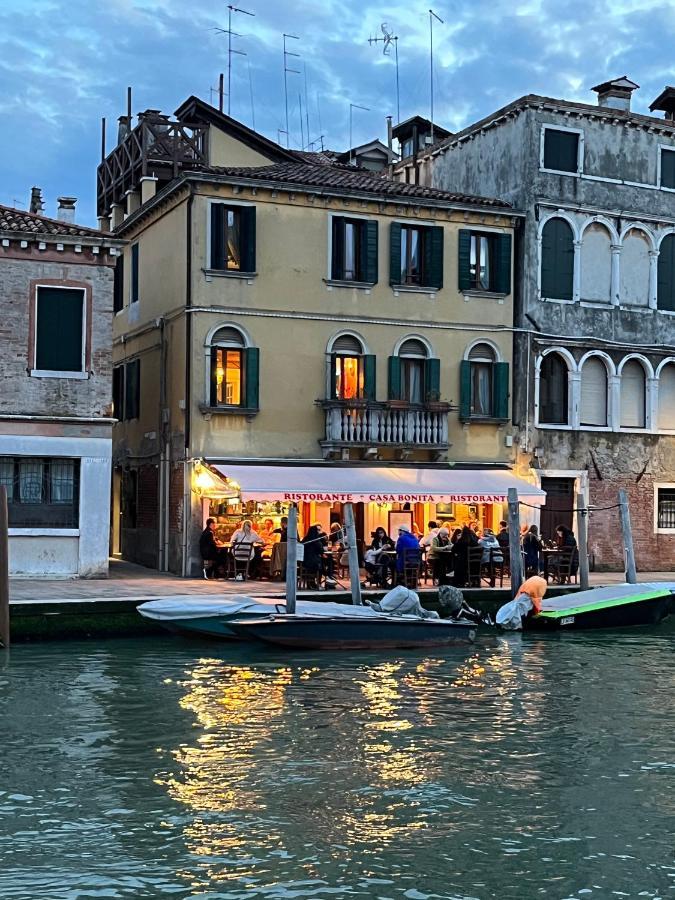 Casa Virginia Direct At The Canal Cannaregio With Own Roof Terrace Венеция Екстериор снимка