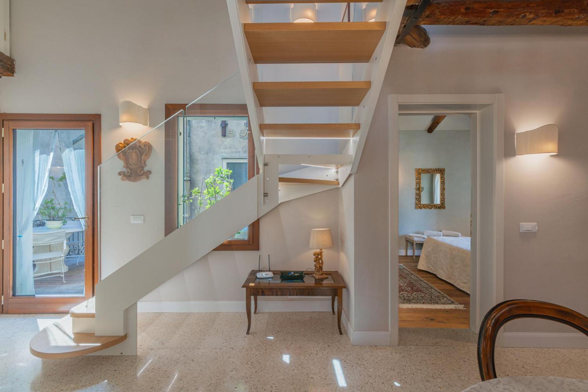 Casa Virginia Direct At The Canal Cannaregio With Own Roof Terrace Венеция Екстериор снимка
